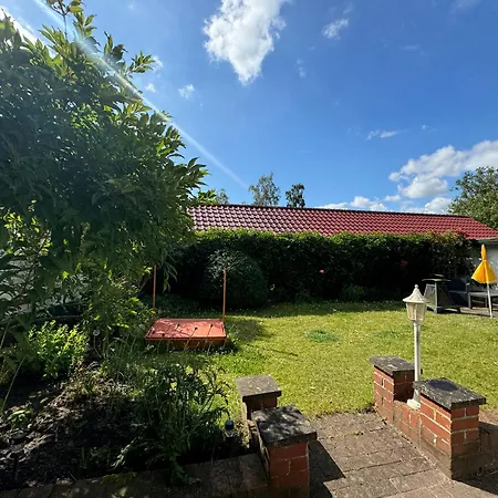 Zwei Und Luxus Mit Garten